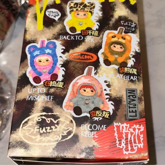 Wakuku Fuzzy Trendy Fun Party CONFIRMED Back To Y2K - Picture 3 of 5